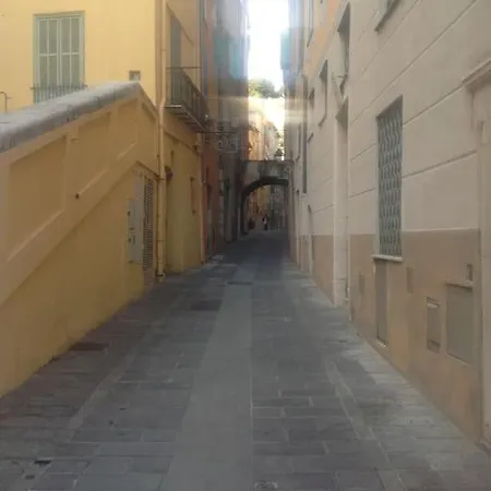 Vue Mer Vieille 2 Pers Menton
