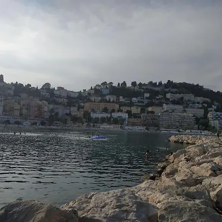 Vue Mer Vieille 2 Pers Mentona